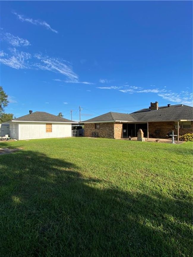 16104 Highway 1, House other with 3 bedrooms, 3 bathrooms and null parking in Simmesport LA | Image 5