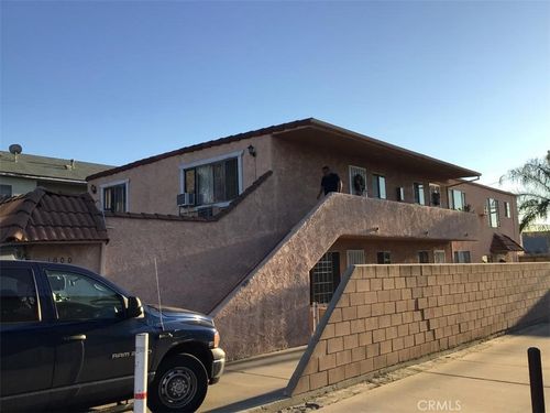 1000 Glenoaks Blvd, San Fernando, CA, 91340-1448 | Card Image