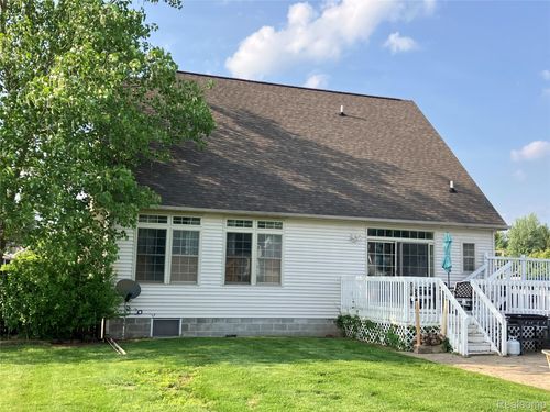 2087 Fawn Glen Cir, Lapeer, MI, 48446-8405 | Card Image