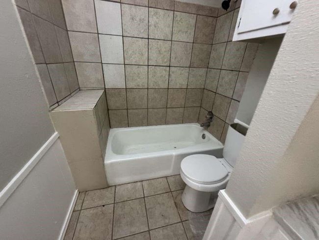 5431 45 Th St, House other with 3 bedrooms, 2 bathrooms and 2 parking in Lubbock TX | Image 6