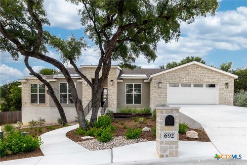 692 Acorn Drive, New Braunfels, TX, 78130 | Card Image