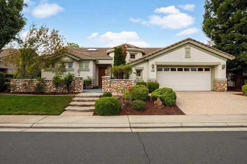 1006 Fairway Valley Ln, Lincoln, CA, 95648-8490 | Card Image