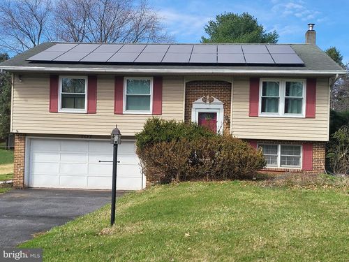 707 Wyndamere Rd, LEWISBERRY, PA, 17339-9500 | Card Image