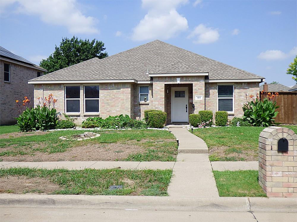 Clover Leaf Ln, Red Oak, TX 75154