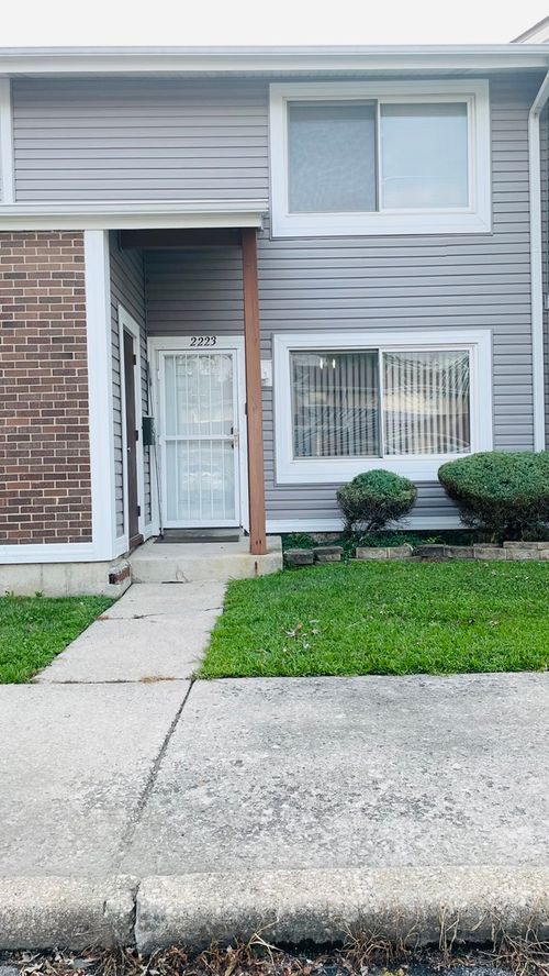 2223 Windsor Ln, Country Club Hills, IL, 60478-5507 | Card Image