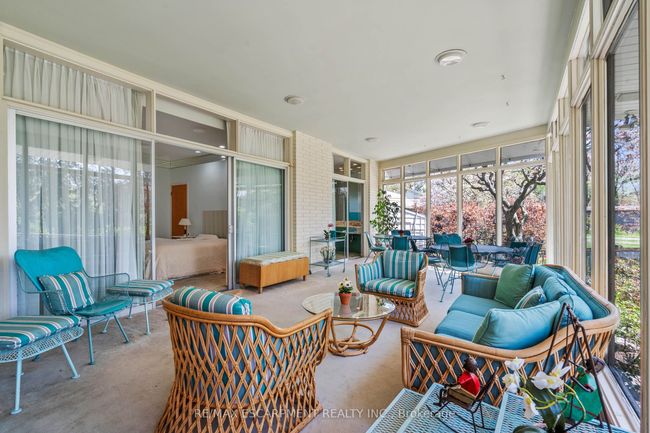 274 Mountain Brow Blvd, House other with 5 bedrooms, 3 bathrooms and 10 parking in Hamilton ON | Image 24
