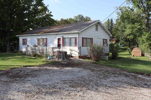 807 E Beardsley St, Winslow, IN, 47598-8699 | Card Image