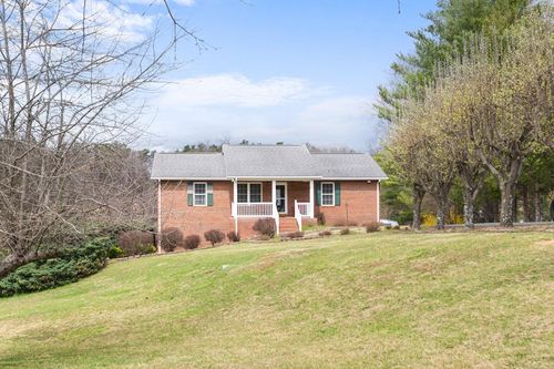 110 Williams St, Galax, VA, 24333-3620 | Card Image