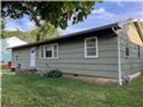 2107 Aull Ln, Lexington, MO, 64067-1519 | Card Image