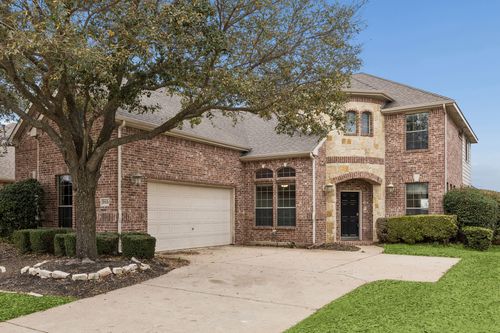915 Fieldstone Dr, Cedar Hill, TX, 75104-5536 | Card Image