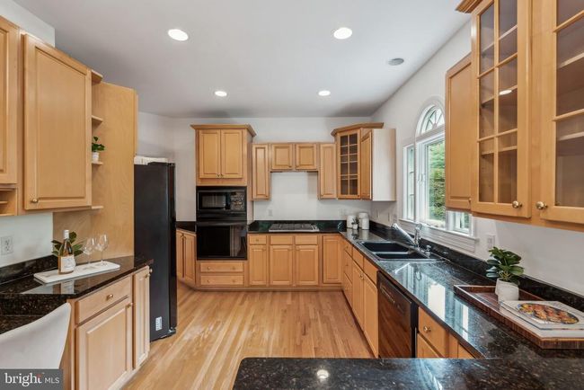 8109 Crooked Oaks Ct, House other with 4 bedrooms, 5 bathrooms and null parking in GAINESVILLE VA | Image 19