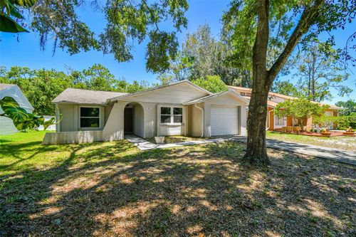 16138 Manorwood Cir, Tampa, FL, 33624-1055 | Card Image