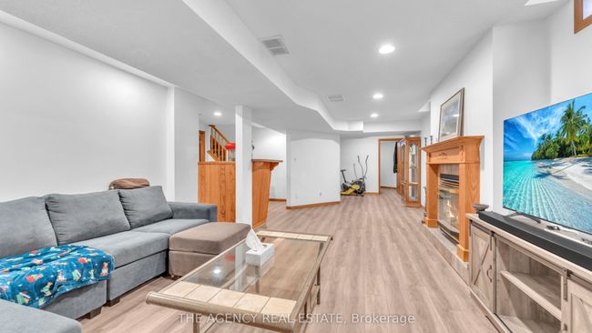 62 Napoleon Dr, House other with 4 bedrooms, 3 bathrooms and 2 parking in London ON | Image 25