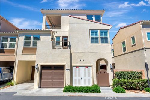 207 Denali, Lake Forest, CA, 92630-7631 | Card Image