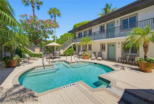 202-480 5th St, NAPLES, FL, 34102-6502 | Card Image