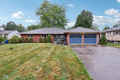 207 Winthrop Rd, Muncie, IN, 47304-3978 | Card Image