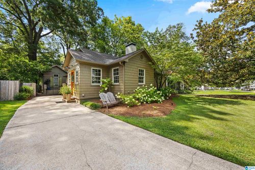 621 Oxmoor Rd, HOMEWOOD, AL, 35209-5140 | Card Image