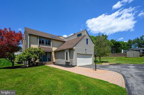 1115 Woodstock Ln, WEST CHESTER, PA, 19382-7243 | Card Image