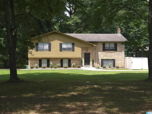 637 County Road 1194, Cullman, AL, 35057-6515 | Card Image