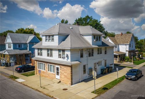 90 Laverack Ave, Lancaster, NY, 14086-1843 | Card Image