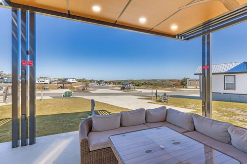96-5386 Ranch Road 1376, Fredericksburg, TX, 78624 | Card Image