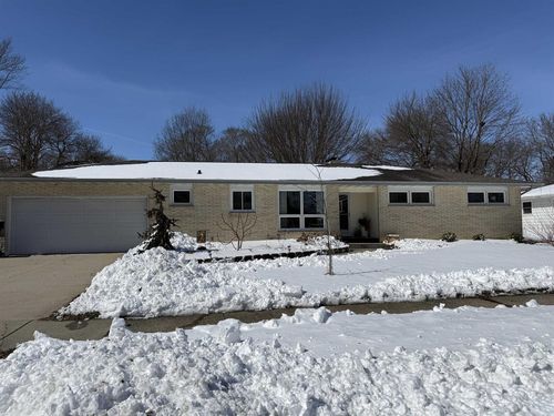 1121 Erie Dr, Janesville, WI, 53545-1307 | Card Image