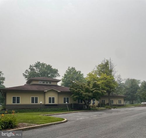 1333 S Allen St, STATE COLLEGE, PA, 16801-5944 | Card Image