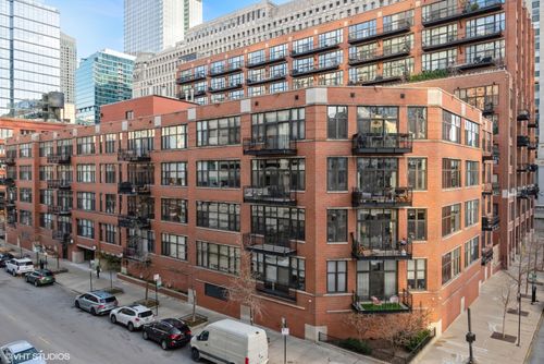 apt-1002-333 W Hubbard St, Chicago, IL, 60654-4930 | Card Image