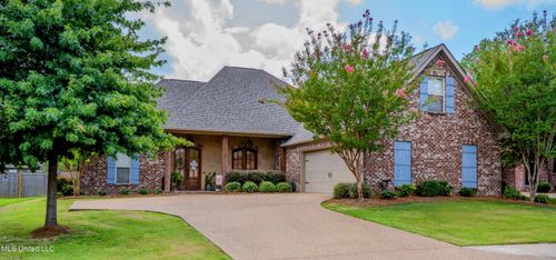 636 Hidden Hills Xing, Brandon, MS, 39047-6381 | Card Image