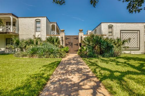 apt-206-5911 E University Blvd, Dallas, TX, 75206-4694 | Card Image