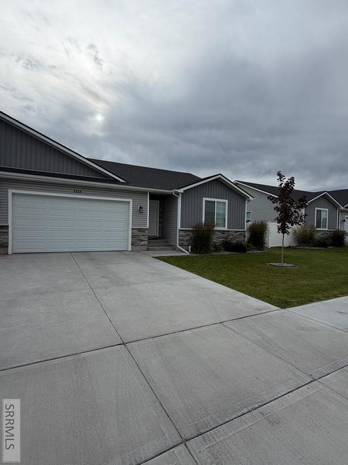 3660 S Yvonne Way, Ammon, ID, 83406 | Card Image