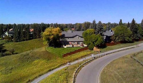 22-64 Woodacres Cres Sw, Calgary, AB, T2W4V6 | Card Image