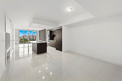 518 - 7751 Nw 107th Ave, Condo with 1 bedrooms, 2 bathrooms and null parking in Doral FL | Image 2