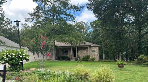302 Fair Oaks Cv, Jacksonville, AR, 72076-4255 | Card Image