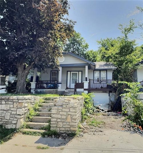 5829 Jackson Ave, Kansas City, MO, 64130-4347 | Card Image