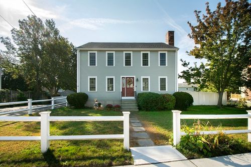 23 Charles St, Quincy, MA, 02169-3601 | Card Image