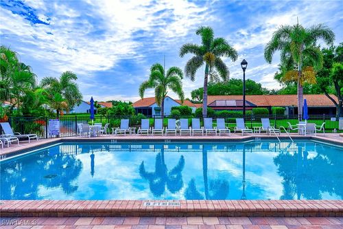 13-719 Reef Point Cir, NAPLES, FL, 34108-8702 | Card Image