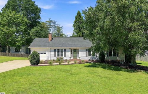 109 Stonehenge Ct, Taylors, SC, 29687-4703 | Card Image