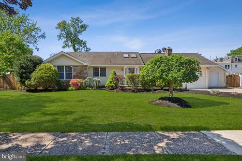 508 Weeks Ave, Riverside, NJ, 08075-3738 | Card Image