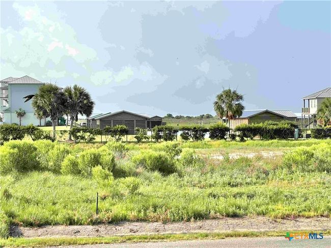 604 W Maple St, House other with 5 bedrooms, 3 bathrooms and null parking in Port O Connor TX | Image 27