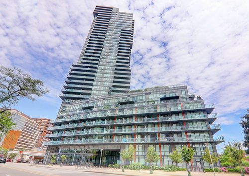 2306-825 Church St, Toronto, ON, M4W3Z4 | Card Image