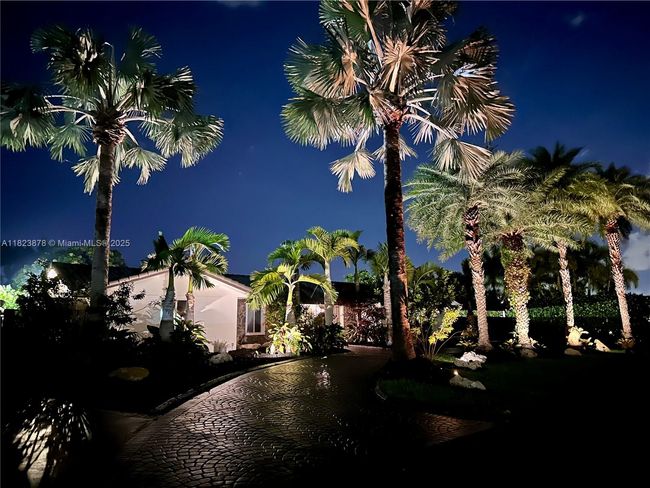 19420 Sw 129 Th Ave, House other with 4 bedrooms, 3 bathrooms and null parking in Miami FL | Image 45