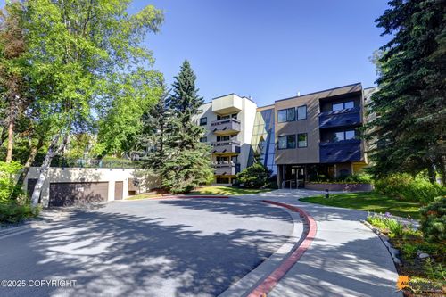 unit-314-1200 I St, Anchorage, AK, 99501-4373 | Card Image