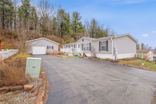 64 High View Dr, Donegal, PA, 15628 | Card Image