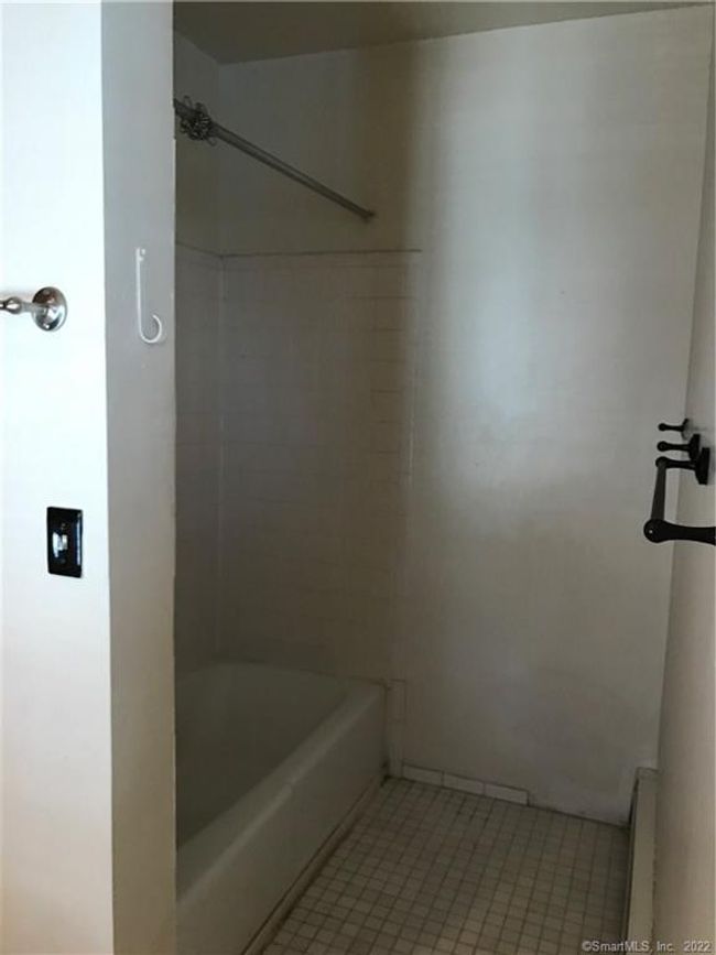 3 - 28 Lyon St, Home with 1 bedrooms, 1 bathrooms and null parking in New Haven CT | Image 10