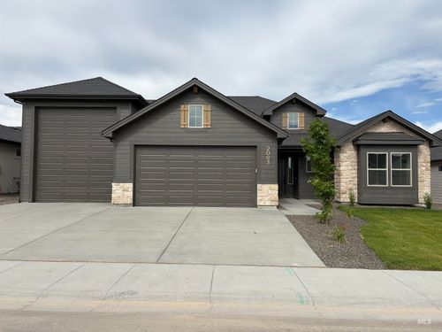 2083 N Peakhurt Ave, Kuna, ID, 83634-1086 | Card Image