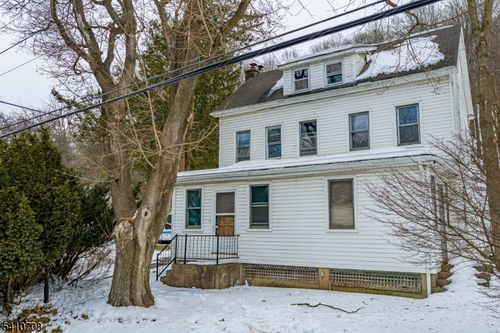 782 Uniontown Rd, Phillipsburg, NJ, 08865-9413 | Card Image