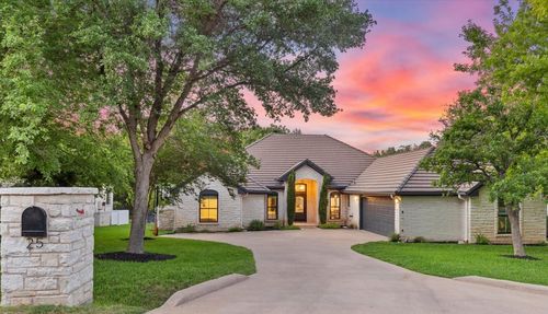 25 Stillmeadow Dr, The Hills, TX, 78738-1401 | Card Image