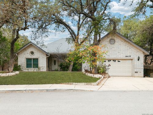 8435 Timber Belt, San Antonio, TX, 78250-4475 | Card Image