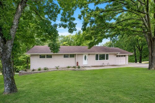 35 Hilltop Ln, Branson, MO, 65616-7156 | Card Image